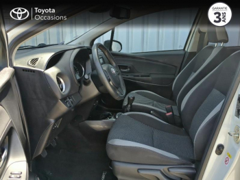 Photo 11 du bon plan TOYOTA Yaris 70 VVT-i Design Y20 5p RC19 occasion à 11490 €
