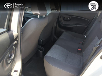 Photo 12 du bon plan TOYOTA Yaris 70 VVT-i Design Y20 5p RC19 occasion à 11490 €