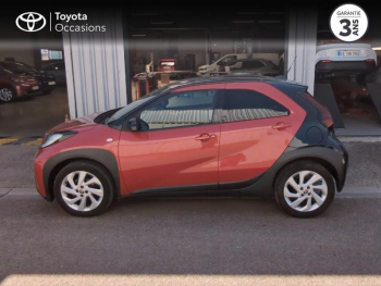 Photo 19 du bon plan TOYOTA Aygo X 1.0 VVT-i 72ch Design MY23 occasion à 15990 €