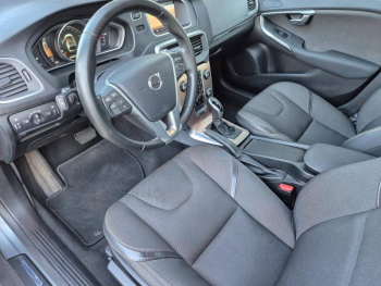 Photo 5 du bon plan VOLVO V40 Cross Country T3 152ch Ãversta Edition Geartronic occasion à 15990 €