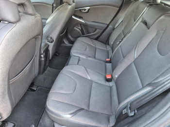 Photo 6 du bon plan VOLVO V40 Cross Country T3 152ch Ãversta Edition Geartronic occasion à 15990 €