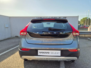 Photo 12 du bon plan VOLVO V40 Cross Country T3 152ch Ãversta Edition Geartronic occasion à 15990 €