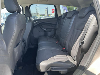 Photo 14 du bon plan FORD Kuga 1.5 Flexifuel-E85 150ch Stop&Start Titanium 4x2 BVA Euro6.2 occasion à 18490 €