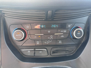 Photo 25 du bon plan FORD Kuga 1.5 Flexifuel-E85 150ch Stop&Start Titanium 4x2 BVA Euro6.2 occasion à 18490 €