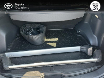Photo 10 du bon plan TOYOTA RAV4 Hybride Rechargeable 306ch Design Business AWD MY22 occasion à 37490 €