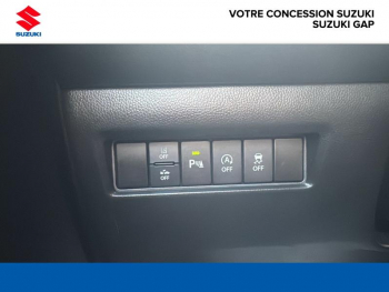 Photo 12 du bon plan SUZUKI Swift 1.2 Dualjet Hybrid 83ch Pack AllGrip occasion à 14890 €
