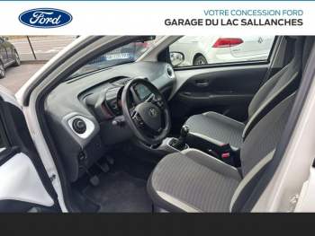 Photo 5 du bon plan TOYOTA Aygo 1.0 VVT-i 72ch x-play x-app 5p MC18 occasion à 9900 €