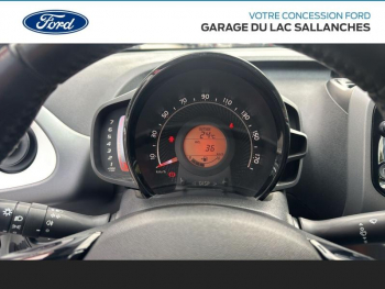 Photo 8 du bon plan TOYOTA Aygo 1.0 VVT-i 72ch x-play x-app 5p MC18 occasion à 9900 €
