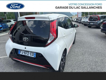 Photo 16 du bon plan TOYOTA Aygo 1.0 VVT-i 72ch x-play x-app 5p MC18 occasion à 9900 €