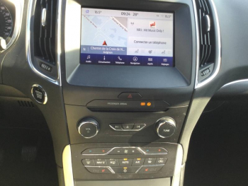 Photo 15 du bon plan FORD Galaxy 2.0 EcoBlue 150ch Titanium occasion à 19900 €