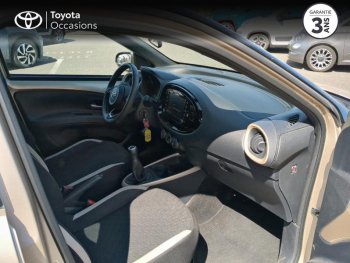 Photo 6 du bon plan TOYOTA Aygo X 1.0 VVT-i 72ch Design occasion à 14900 €