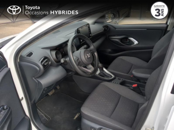 Photo 11 du bon plan TOYOTA Yaris 116h Design 5p MY22 occasion à 17890 €