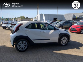 Photo 17 du bon plan TOYOTA Aygo X 1.0 VVT-i 72ch Dynamic occasion à 13490 €