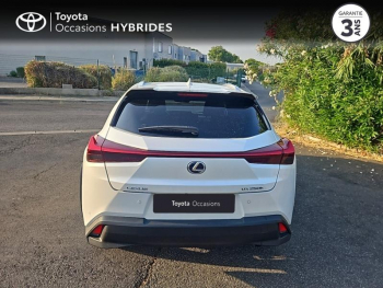 Photo 4 du bon plan LEXUS UX 250h 2WD Premium Edition MY22 occasion à 24900 €