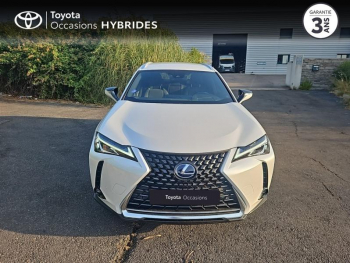 Photo 5 du bon plan LEXUS UX 250h 2WD Premium Edition MY22 occasion à 24900 €