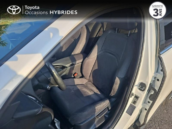 Photo 11 du bon plan LEXUS UX 250h 2WD Premium Edition MY22 occasion à 24900 €