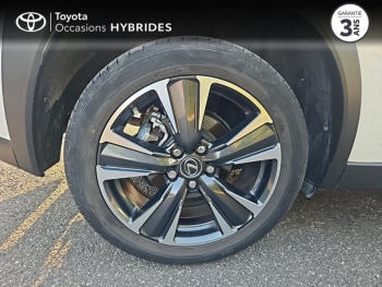 Photo 16 du bon plan LEXUS UX 250h 2WD Premium Edition MY22 occasion à 24900 €