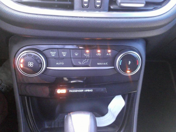 Photo 13 du bon plan FORD Puma 1.0 EcoBoost 125ch S&S mHEV ST-Line Powershift occasion à 22590 €