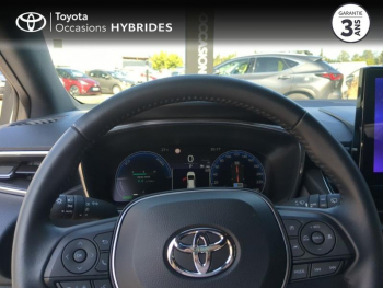 Photo 13 du bon plan TOYOTA Corolla Touring Spt 1.8 140ch Design MY24 occasion à 29890 €
