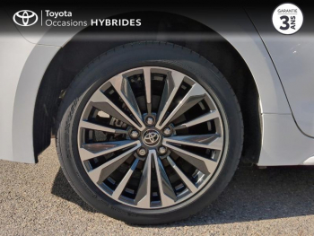 Photo 16 du bon plan TOYOTA Corolla Touring Spt 1.8 140ch Design MY24 occasion à 29890 €