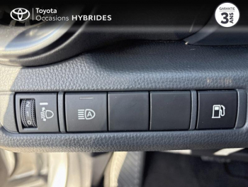 Photo 23 du bon plan TOYOTA C-HR 1.8 140ch Design NG23 occasion à 28990 €