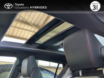 Photo 22 du bon plan TOYOTA Corolla Touring Spt 1.8 140ch GR Sport MY23 occasion à 29490 €