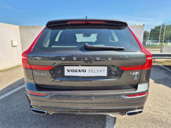 Photo 13 du bon plan VOLVO XC60 T8 Twin Engine 303 + 87ch R-Design Geartronic occasion à 39800 €