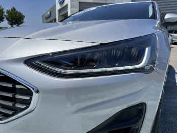 Photo 6 du bon plan FORD Focus SW 1.0 Flexifuel mHEV 125ch Titanium X Business Powershift occasion à 24590 €