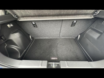 Photo 30 du bon plan SUZUKI Swift 1.2 Hybrid 83ch PrivilÃ¨ge occasion à 18990 €