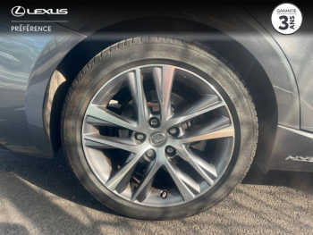 Photo 16 du bon plan LEXUS IS 300h Luxe MY20 occasion à 27990 €