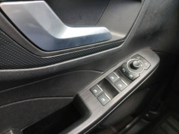 Photo 16 du bon plan FORD Kuga 2.5 Duratec 190ch FHEV E85 ST-Line X BVA occasion à 28990 €