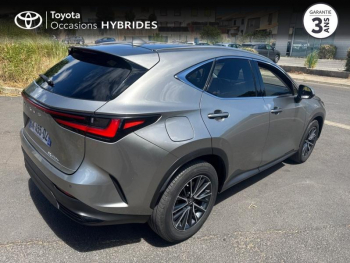 Photo 18 du bon plan LEXUS NX 450h+ Luxe 4WD MY24 occasion à 48900 €