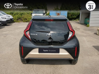 Photo 4 du bon plan TOYOTA Aygo X 1.0 VVT-i 72ch Design MY23 occasion à 15490 €