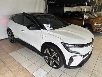 Photo 3 du bon plan RENAULT Megane E-Tech Electric EV60 220ch Iconic optimum charge occasion à 26400 €