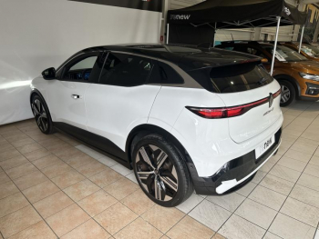 Photo 6 du bon plan RENAULT Megane E-Tech Electric EV60 220ch Iconic optimum charge occasion à 26400 €