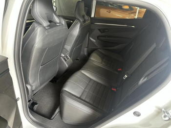 Photo 9 du bon plan RENAULT Megane E-Tech Electric EV60 220ch Iconic optimum charge occasion à 26400 €