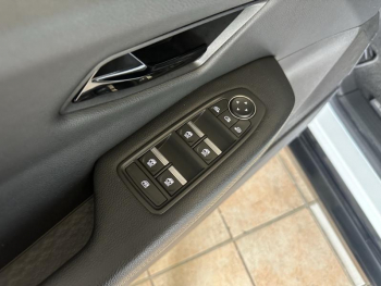 Photo 16 du bon plan RENAULT Megane E-Tech Electric EV60 220ch Iconic optimum charge occasion à 26400 €