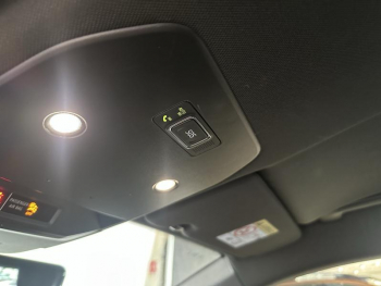 Photo 18 du bon plan RENAULT Megane E-Tech Electric EV60 220ch Iconic optimum charge occasion à 26400 €