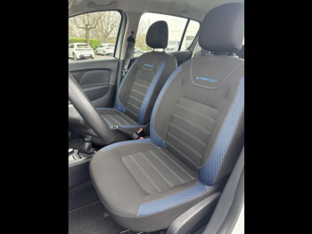 Photo 12 du bon plan DACIA Sandero 0.9 TCe 90ch 15 ans Easy-R STEPWAY occasion à 13990 €