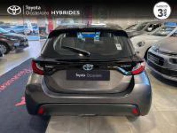 Photo 6 du bon plan TOYOTA Yaris 116h Dynamic Business 5p + Programme Beyond Zero Academy MY22 occasion à 19980 €