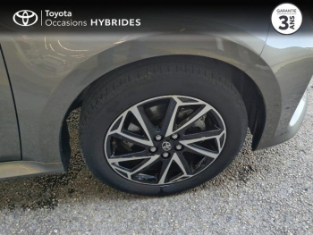 Photo 16 du bon plan TOYOTA Yaris 116h Design 5p MY22 occasion à 21990 €
