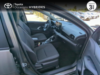 Photo 6 du bon plan TOYOTA Yaris 116h Dynamic Business 5p  MY22 occasion à 20990 €