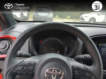 Photo 13 du bon plan TOYOTA Aygo X 1.0 VVT-i 72ch Design occasion à 15290 €
