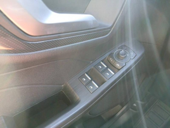 Photo 16 du bon plan FORD Kuga 2.5 Duratec 190ch FHEV E85 ST-Line X BVA occasion à 30000 €