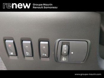 Photo 21 du bon plan RENAULT Twingo E-Tech Electric Urban Night R80 Achat IntÃ©gral occasion à 12400 €