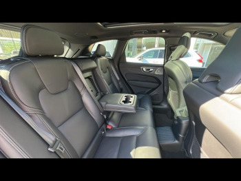 Photo 24 du bon plan VOLVO XC60 T6 Hybride Rechargeable 350ch Black Edition Geartronic 8 AWD occasion à 80500 €