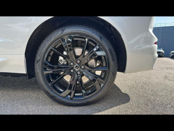 Photo 28 du bon plan VOLVO XC60 T6 Hybride Rechargeable 350ch Black Edition Geartronic 8 AWD occasion à 80500 €