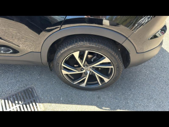 Photo 9 du bon plan VOLVO XC40 D4 AdBlue AWD 190ch R-Design Geartronic 8 occasion à 24900 €