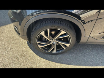 Photo 10 du bon plan VOLVO XC40 D4 AdBlue AWD 190ch R-Design Geartronic 8 occasion à 24900 €