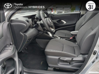 Photo 11 du bon plan TOYOTA Yaris 116h Design 5p MY22 occasion à 21990 €
